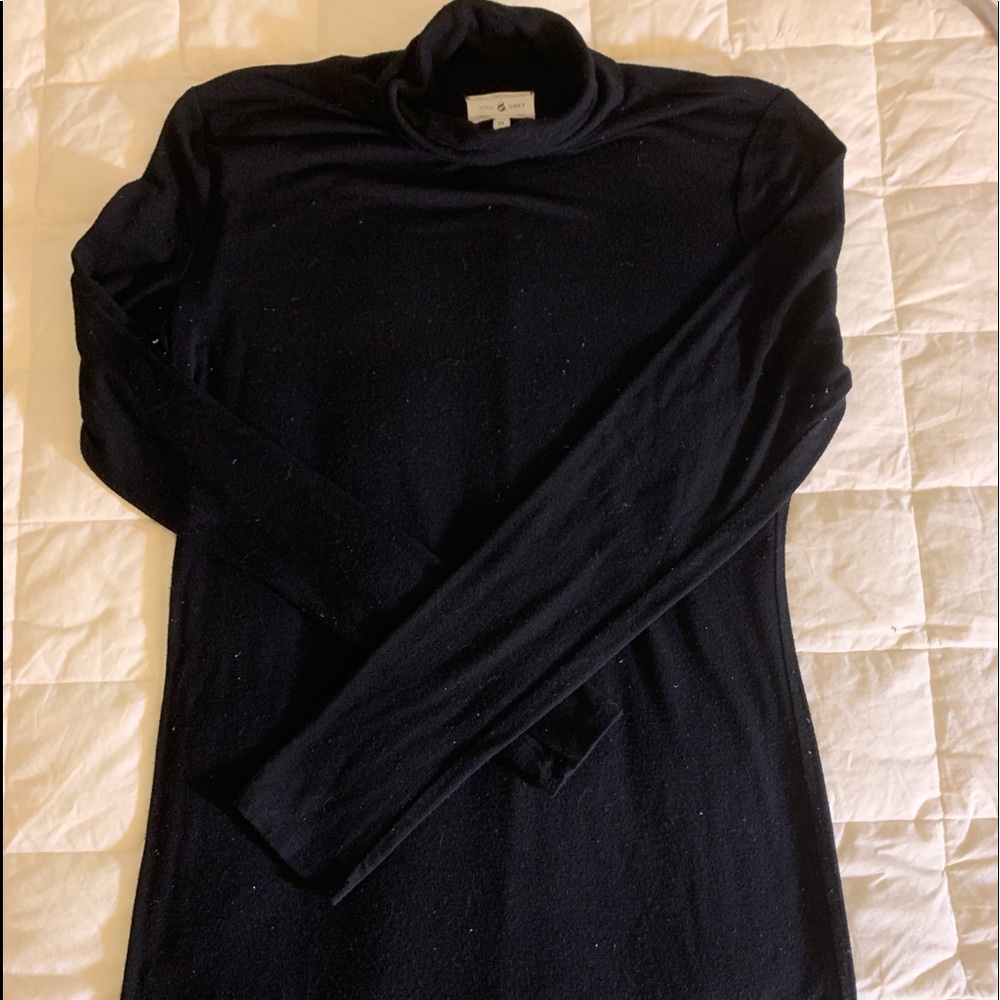Light weight turtleneck